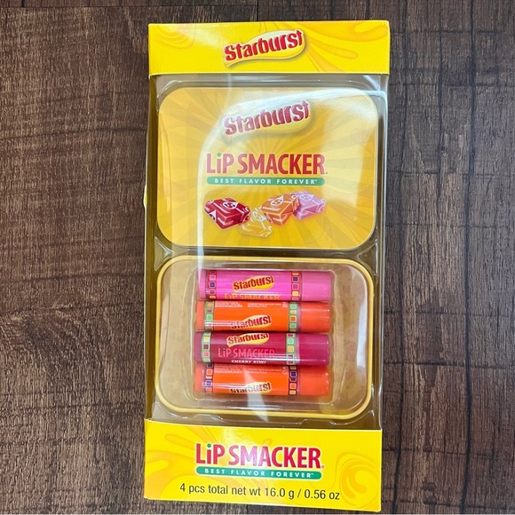 New in package starburst holiday tin w/ four lip glosses strawberry melon - Picture 2 of 6